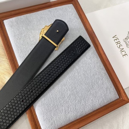 2025SS ベルト VERSACE ヴェルサーチェ セクシーで力強い印象のスタイルアイコン