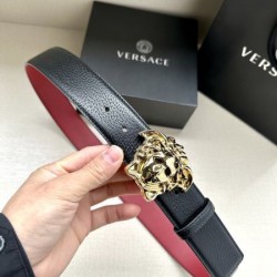2025SS ベルト VERSACE ヴェルサーチェ 個性と高級感を両立させたユニークデザイン
