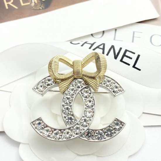 2025SS ブローチ CHANEL シャネル コーデの主役になる華やかパールブローチ