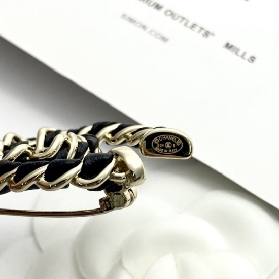 2025SS ブローチ CHANEL シャネル 永遠のエレガンスを纏う上質アクセサリー