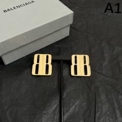 2025SS イヤリング BALENCIAGA バレンシアガ 人気爆発中の洗練デザイン