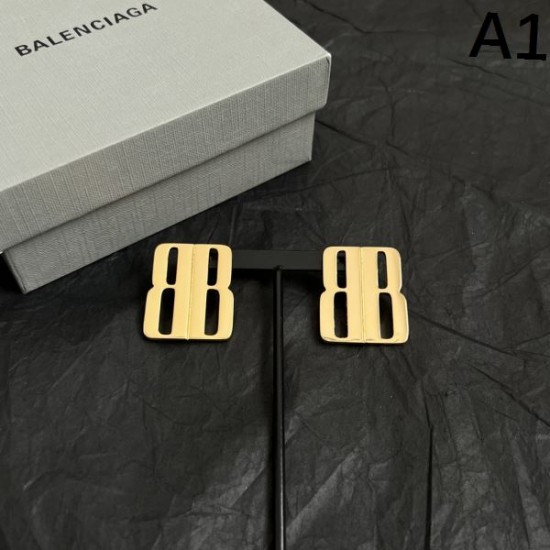 2025SS イヤリング BALENCIAGA バレンシアガ 人気爆発中の洗練デザイン