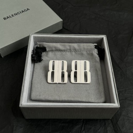 2025SS イヤリング BALENCIAGA バレンシアガ 人気爆発中の洗練デザイン