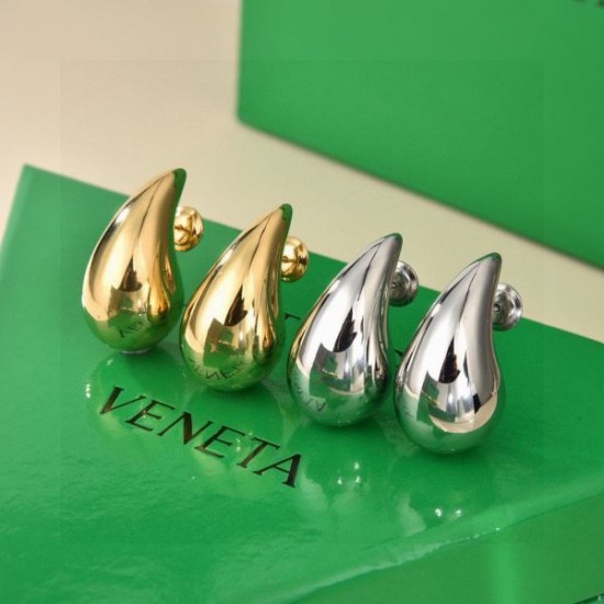 2025SS イヤリング BOTTEGA VENETA ボッテガヴェネタ エレガントな立体フォルム