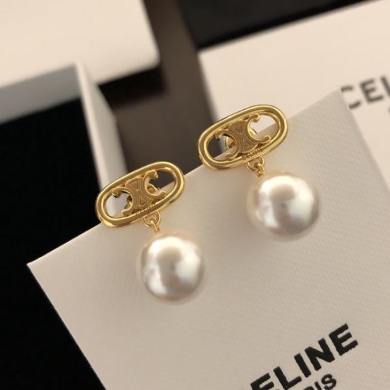 2025SS イヤリング CELINE セリーヌ スタイリッシュに魅せる洗練フォルム