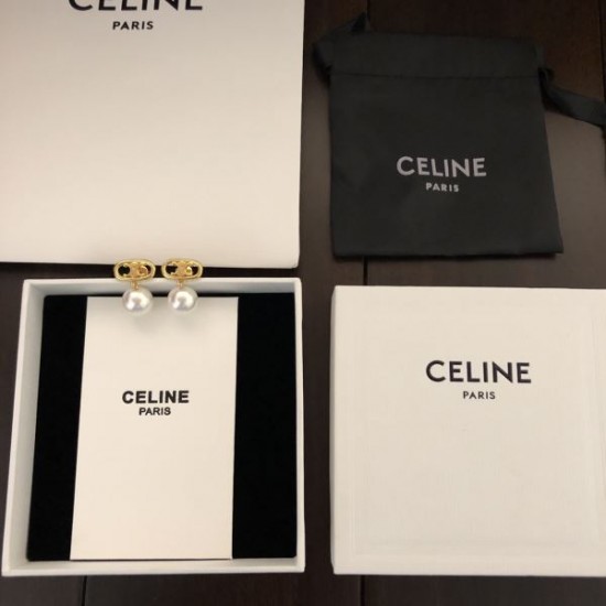 2025SS イヤリング CELINE セリーヌ スタイリッシュに魅せる洗練フォルム
