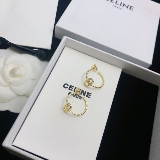 2025SS イヤリング CELINE セリーヌ トレンド感満載の新定番