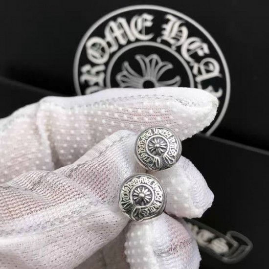 2025SS イヤリング CHROME HEARTS クロムハーツ 重厚感×個性派の人気モデル