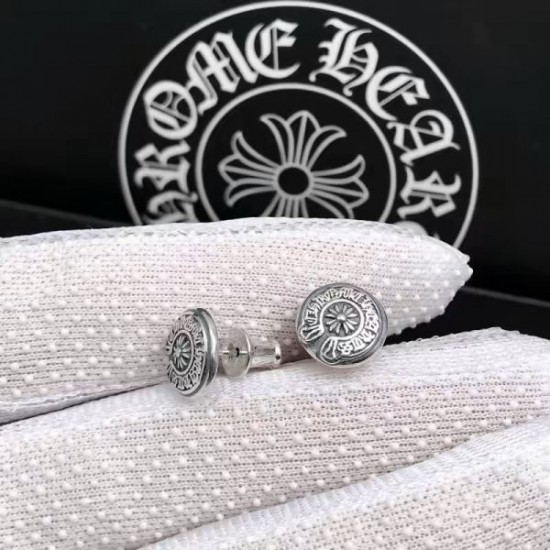 2025SS イヤリング CHROME HEARTS クロムハーツ 重厚感×個性派の人気モデル