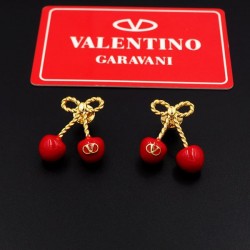 2025SS イヤリング VALENTINO ヴァレンティノ 気品と色気が漂う絶妙デザイン