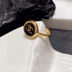 2025SS リング CHANEL シャネル 永遠のエレガンスが指元に宿る