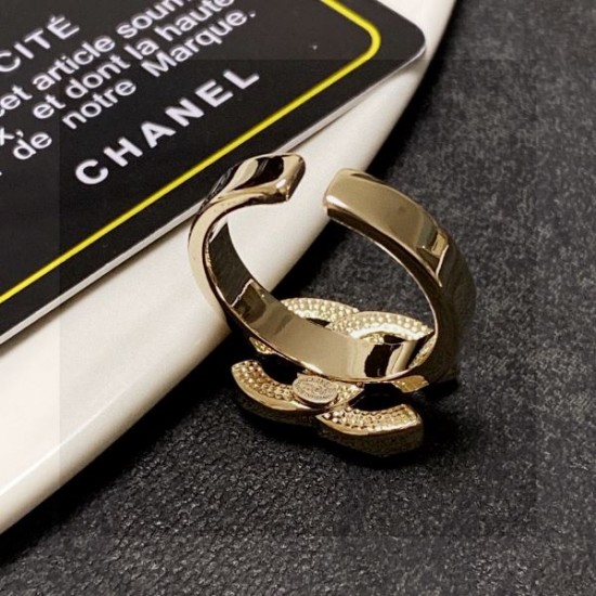 2025SS リング CHANEL シャネル クラシックと華やかさを融合した逸品