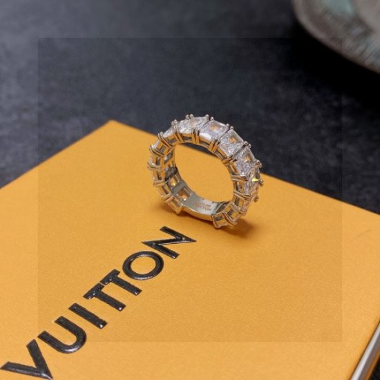 2025SS リング LOUIS VUITTON ルイヴィトン 洗練と気品を纏う名作リング