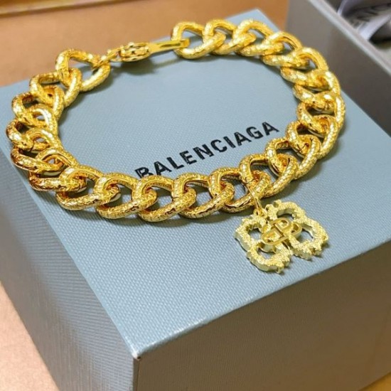 2025SS ブレスレット BALENCIAGA バレンシアガ モード感際立つ注目アイテム