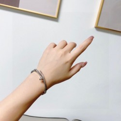 2025SS ブレスレット CARTIER カルティエ 永遠の名作 ラブブレス風デザイン