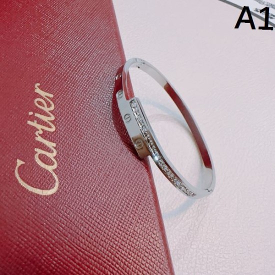 2025SS ブレスレット CARTIER カルティエ 気品あふれるエレガントライン