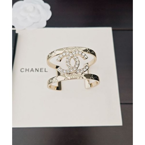 2025SS ブレスレット CHANEL シャネル 気品と華やかさを兼ね備えたブレスレット
