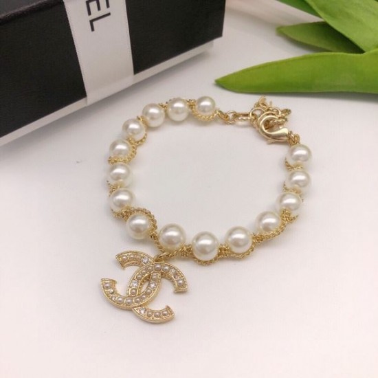 2025SS ブレスレット CHANEL シャネル ラグジュアリーで洗練された定番アイテム