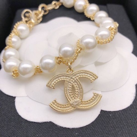 2025SS ブレスレット CHANEL シャネル ラグジュアリーで洗練された定番アイテム