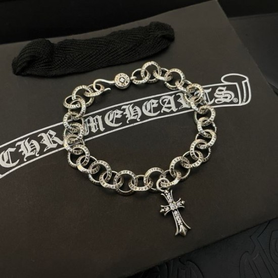 2025SS ブレスレット CHROME HEARTS クロムハーツ 大胆な彫刻が際立つ逸品