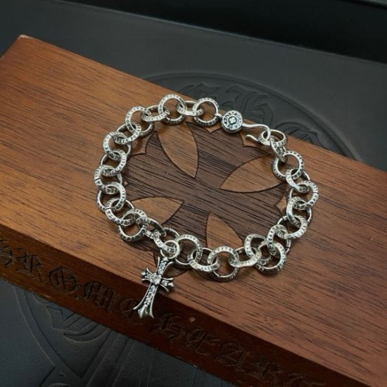 2025SS ブレスレット CHROME HEARTS クロムハーツ 大胆な彫刻が際立つ逸品