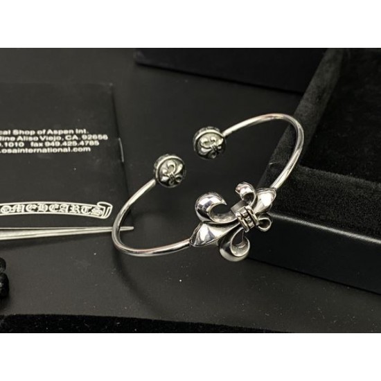 2025SS ブレスレット CHROME HEARTS クロムハーツ 個性と迫力の融合デザイン