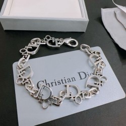 2025SS ブレスレット DIOR ディオール トレンド感満載の注目アクセ