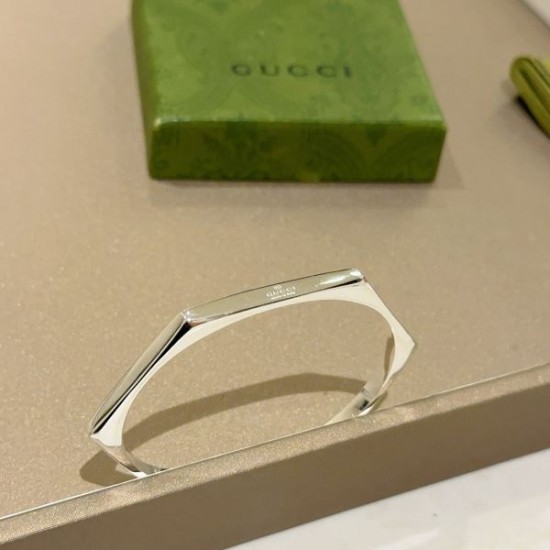 2025SS ブレスレット GUCCI グッチ デイリー使いに最適な洗練デザイン