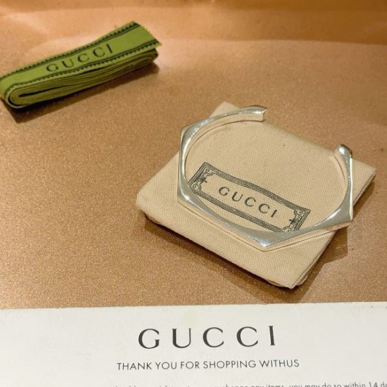 2025SS ブレスレット GUCCI グッチ デイリー使いに最適な洗練デザイン