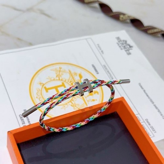 2025SS ブレスレット HERMES エルメス 洗練と上品が共存する名作アクセ