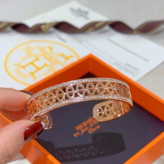 2025SS ブレスレット HERMES エルメス 気品あふれるクラシックスタイル