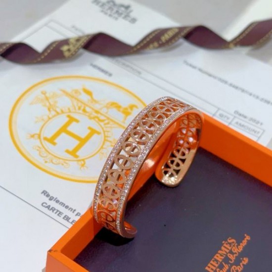 2025SS ブレスレット HERMES エルメス 気品あふれるクラシックスタイル