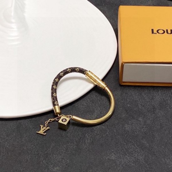 2025SS ブレスレット LOUIS VUITTON ルイヴィトン 圧倒的高級感の人気モデル