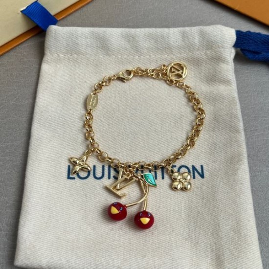 2025SS ブレスレット LOUIS VUITTON ルイヴィトン 気品とモードが融合した名作