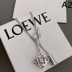 2025SS ネックレス LOEWE ロエベ 彫刻のような美しさが際立つ名作