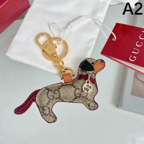 2025SS キーホルダー GUCCI グッチ 夏のおでかけにぴったりな定番人気アイテム