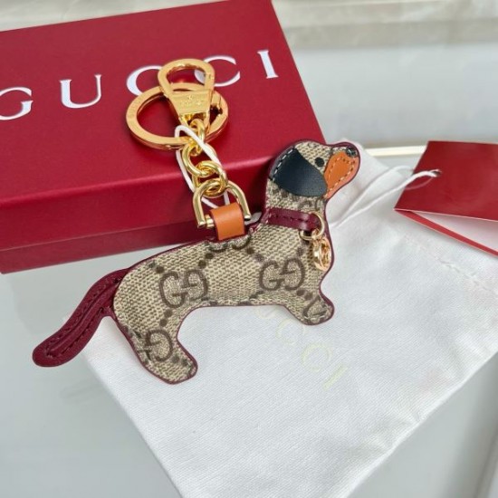 2025SS キーホルダー GUCCI グッチ 夏のおでかけにぴったりな定番人気アイテム