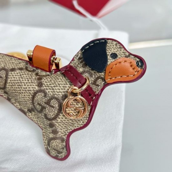 2025SS キーホルダー GUCCI グッチ 夏のおでかけにぴったりな定番人気アイテム
