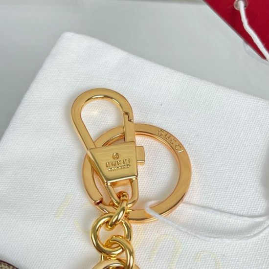 2025SS キーホルダー GUCCI グッチ 夏のおでかけにぴったりな定番人気アイテム