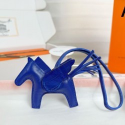 2025SS キーホルダー HERMES エルメス 夢中になるトレンド感満載の夏季新作登場