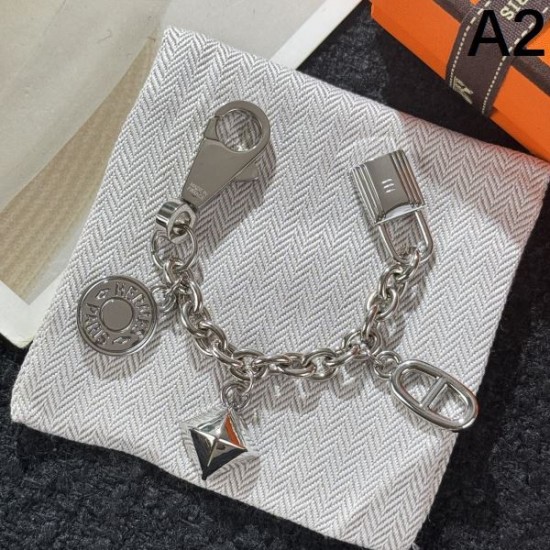 2025SS キーホルダー HERMES エルメス 愛用者急増中！高評価の夏季新作