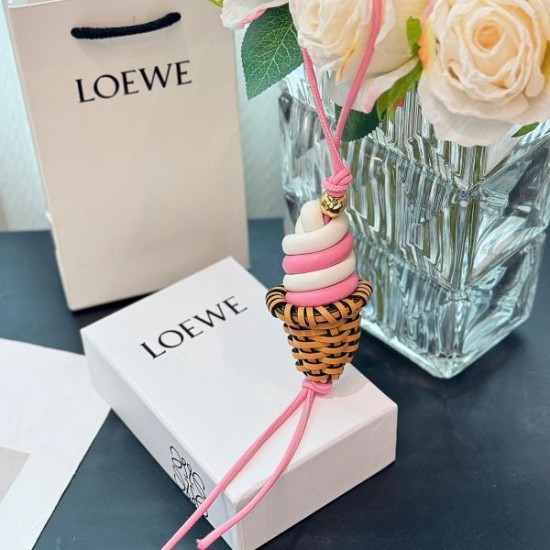 2025SS キーホルダー LOEWE ロエベ 爆発的人気！今季定番の高級感キーホルダー