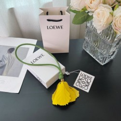 2025SS キーホルダー LOEWE ロエベ デイリーユースに最適な万能アイテム