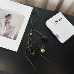 2025SS キーホルダー LOEWE ロエベ 気分が上がる！憧れのハイブランド小物