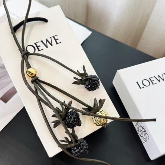 2025SS キーホルダー LOEWE ロエベ 気分が上がる！憧れのハイブランド小物