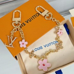 2025SS キーホルダー LOUIS VUITTON ルイヴィトン 今年売れた！話題のトレンドアイテム