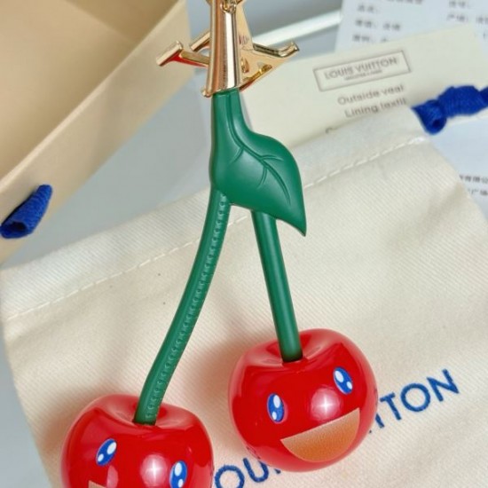 2025SS キーホルダー LOUIS VUITTON ルイヴィトン 今シーズンも注目のラグジュアリーブランド