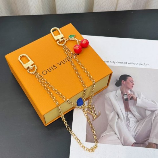2025SS キーホルダー LOUIS VUITTON ルイヴィトン 海外限定先行セール 大注目アイテム