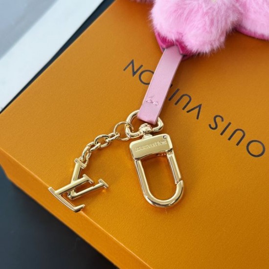 2025SS キーホルダー LOUIS VUITTON ルイヴィトン 著名人・セレブも注目のラグジュアリー小物