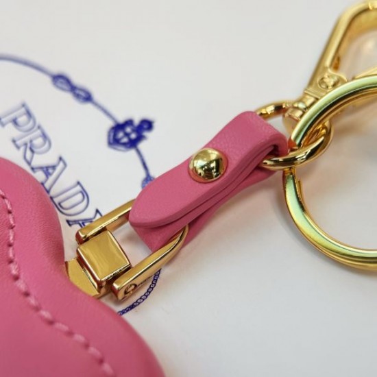 2025SS キーホルダー PRADA プラダ 洗練されたスタイリッシュデザインが魅力の新作